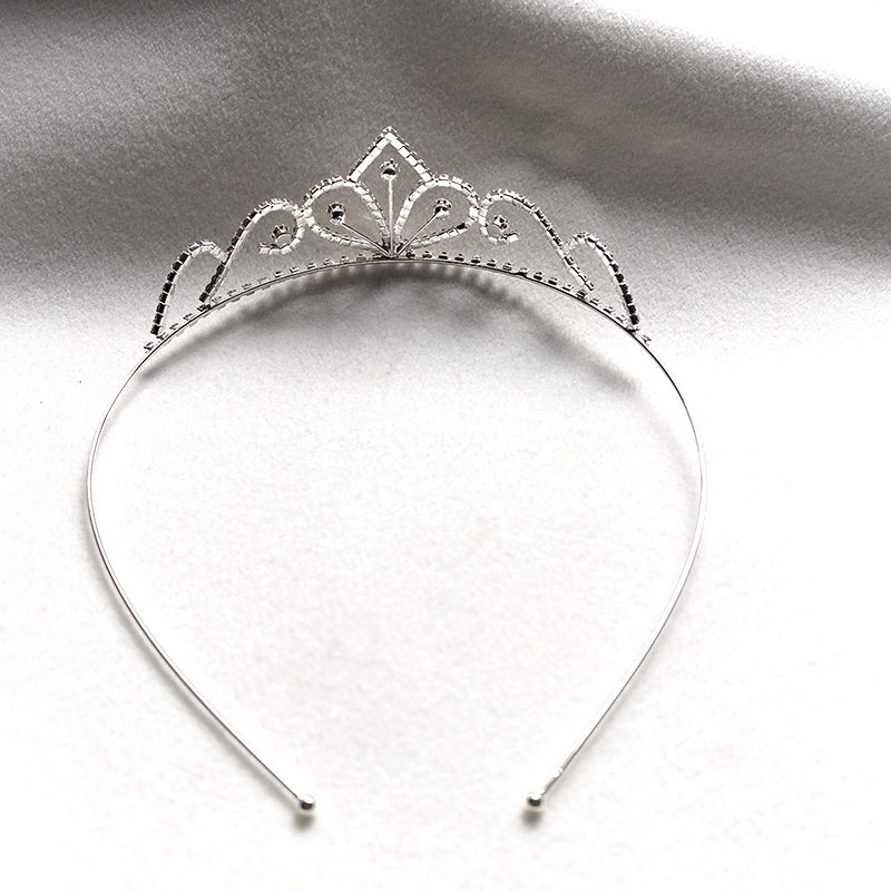 실버 컬러 라인스톤 신부 왕관 럭셔리 크리스탈 티아라  - Women'S Accessories List 리뷰 및 가격